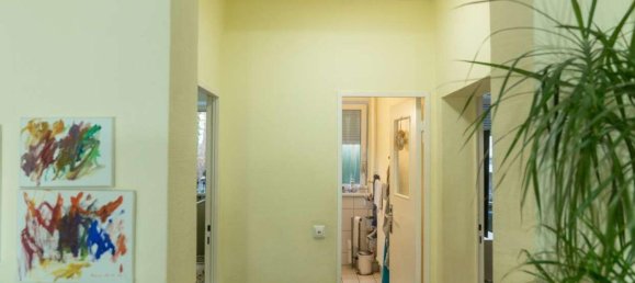 Квартира с 3 комнатами в Лихтерфельде, Германия № 30590 3