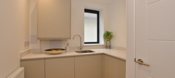 2 bedrooms Apartment in Chingford, United Kingdom No. 3937 7