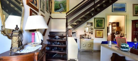 4 bedrooms Apartment in Rome, Italy No. 321578 14