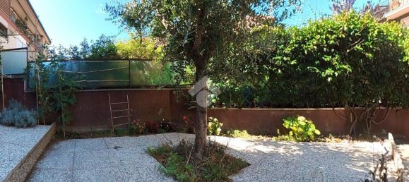 4 bedrooms Apartment in Rome, Italy No. 321578 7