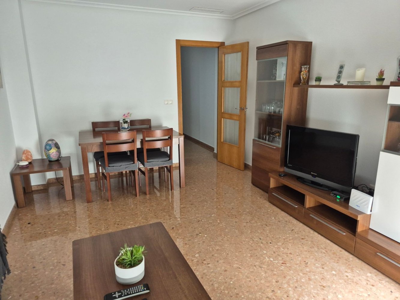 Квартира с 2 спальнями в Аликанте, Испания № 201458