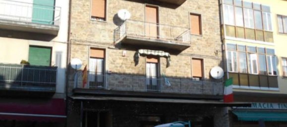 4 rooms Apartment in Castiglione dei Pepoli, Italy No. 202555 2