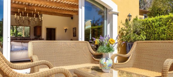 8 bedrooms Villa in Antibes, France No. 1461 7