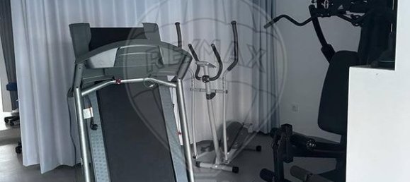 Propriété commerciale à Penedono, Portugal 77m² No. 83197 9