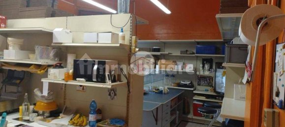 Propiedad comercial de 3 habitaciónes en Turin, Italy No. 264309 4