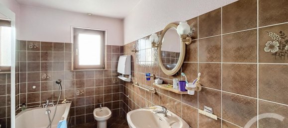 5 bedrooms House in Remiremont, France No. 228748 14