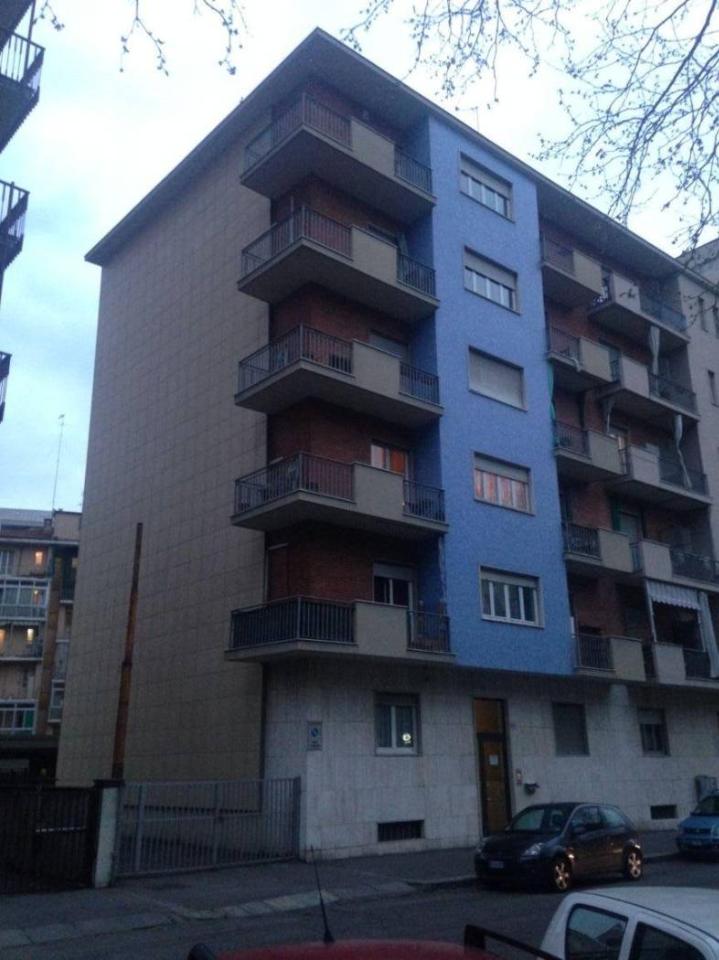 2 rooms Apartment in Turin, Italy No. 36294