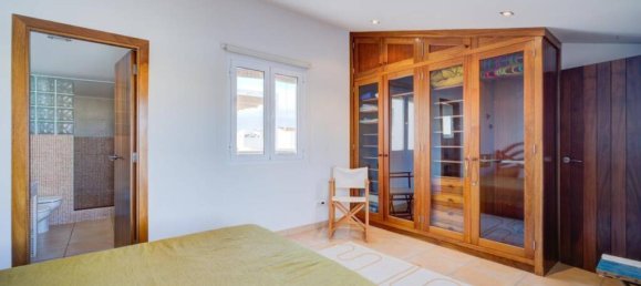 3 bedrooms Penthouse in Menorca, Spain No. 167498 13