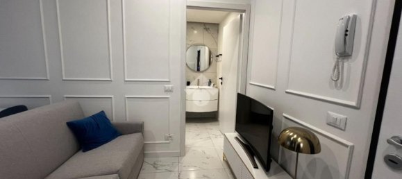 2 bedrooms Apartment in Milan, Italy No. 339077 10