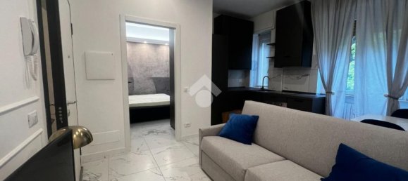 2 bedrooms Apartment in Milan, Italy No. 339077 4