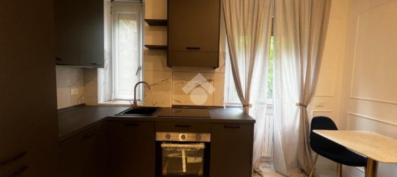 2 bedrooms Apartment in Milan, Italy No. 339077 8