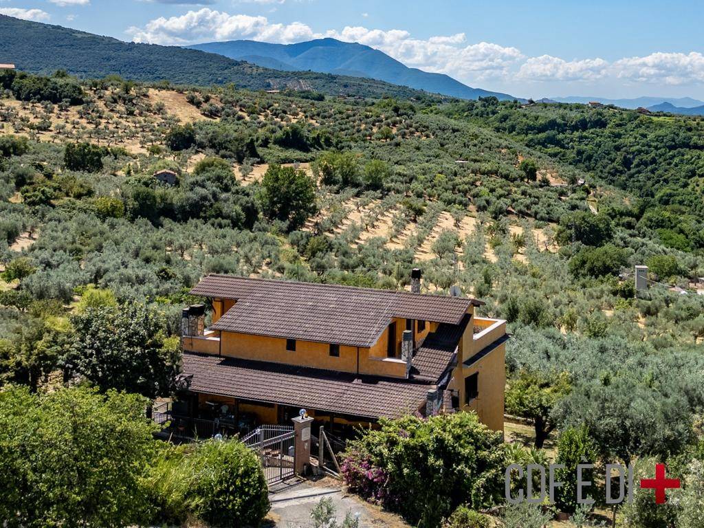 Villa T6 em Nerola, Italy N.º 273172