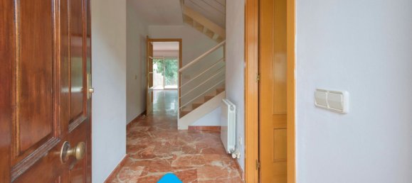 3 Schlafzimmer Haus in L'Ametlla Del Valles, Spain, Nr. 173407 2