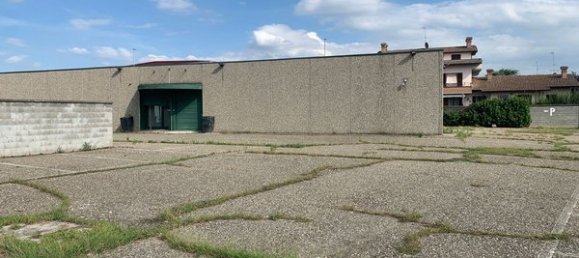 Склад с 4 комнатами в Вистарино, Италия № 193721 4