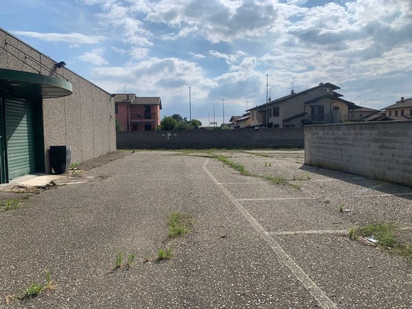 4 rooms Warehouse in Vistarino, Italy No. 193721