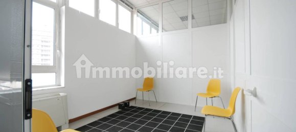 5 rooms Office in Turin, Italy No. 83813 26