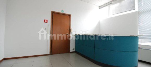 5 rooms Office in Turin, Italy No. 83813 24