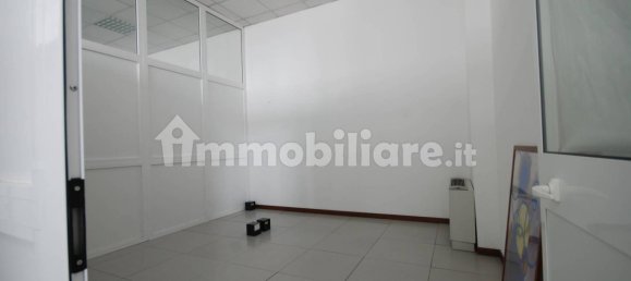 5 rooms Office in Turin, Italy No. 83813 27