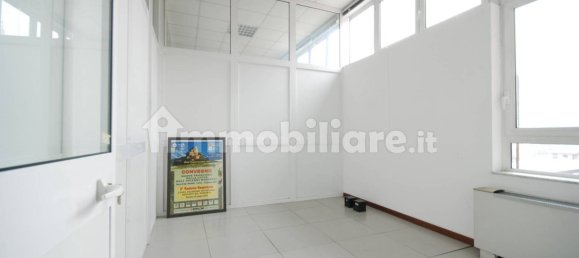 5 rooms Office in Turin, Italy No. 83813 32