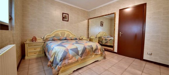 3 bedrooms Apartment in Legnano, Italy No. 8273 15