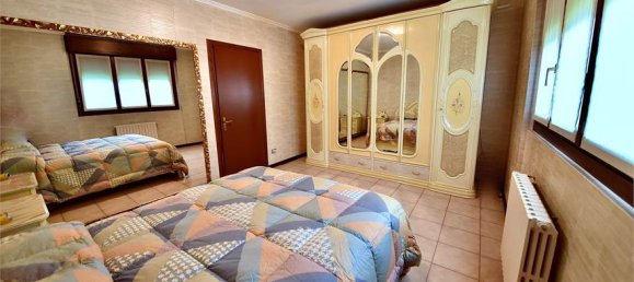 3 bedrooms Apartment in Legnano, Italy No. 8273 14