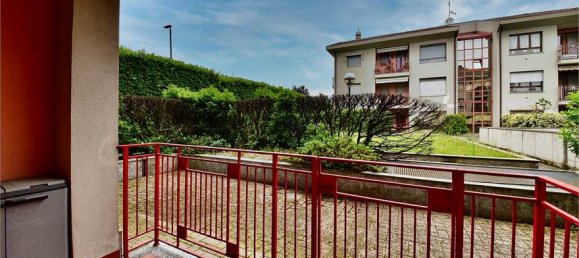 3 bedrooms Apartment in Legnano, Italy No. 8273 22