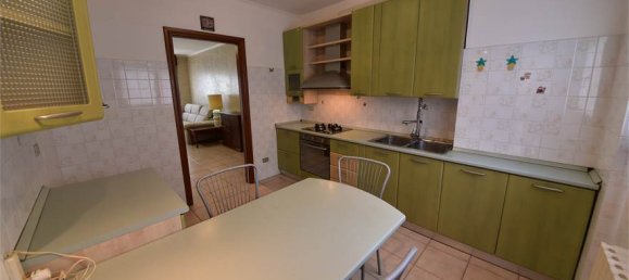 3 bedrooms Apartment in Legnano, Italy No. 8273 8