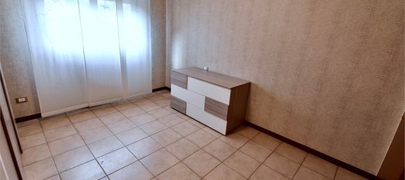 3 bedrooms Apartment in Legnano, Italy No. 8273 18