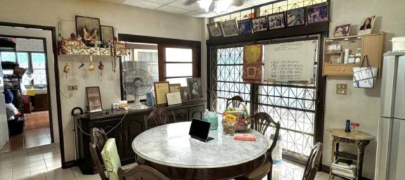 4 bedrooms Cafe / restaurant in Bangkok, Thailand No. 25144 10