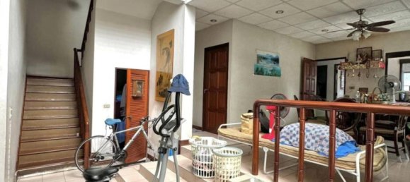 4 bedrooms Cafe / restaurant in Bangkok, Thailand No. 25144 7