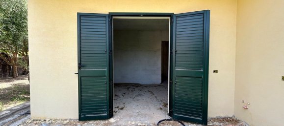 4-Zimmer Haus in Campofelice di Roccella, Italy, Nr. 124408 31