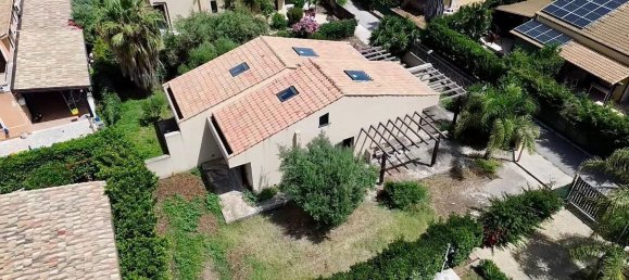 4-Zimmer Haus in Campofelice di Roccella, Italy, Nr. 124408 7