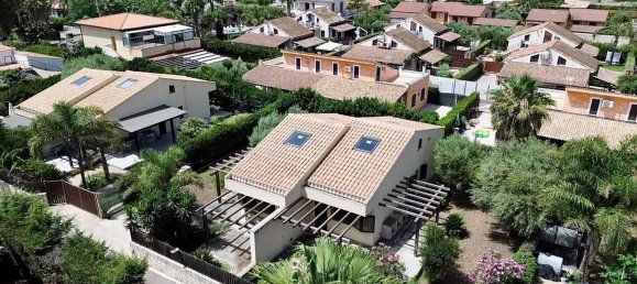 4-Zimmer Haus in Campofelice di Roccella, Italy, Nr. 124408 6