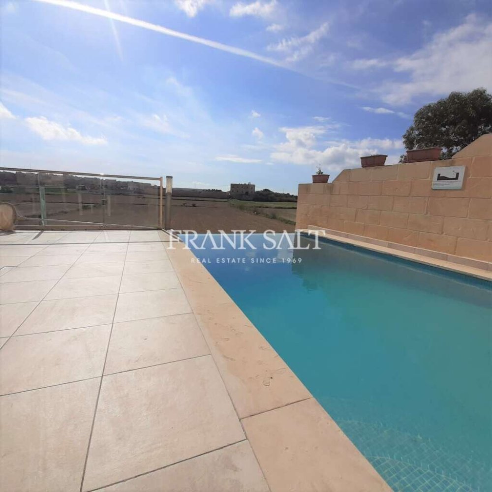 4 غرف نوم منزل في Gharb, Malta رقم 5863