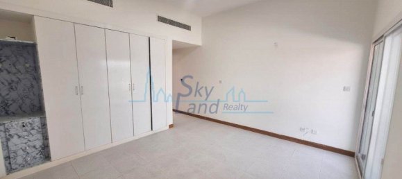 4 bedrooms Villa in Jumeirah, UAE No. 55922 5