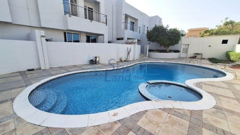 4 bedrooms Villa in Jumeirah, UAE No. 55922