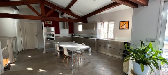 5-salle Maison à Pierrelatte, France No. 286908 2