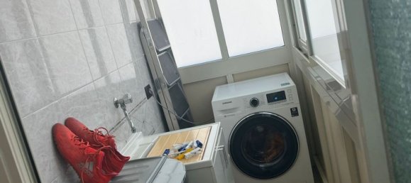 3-salle Appartement à Messina, Italy No. 256094 10