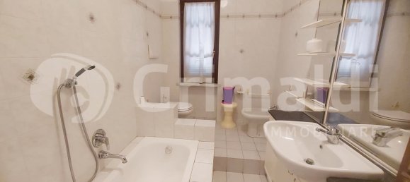 5 rooms Villa in Massa, Italy No. 316963 12