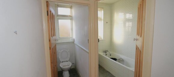 3 bedrooms House in Beckenham, United Kingdom No. 1090 17