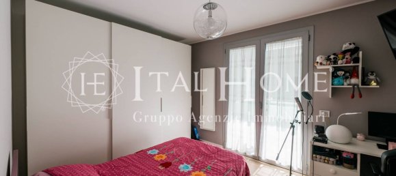 5 rooms Apartment in Bergamo, Italy No. 96350 11