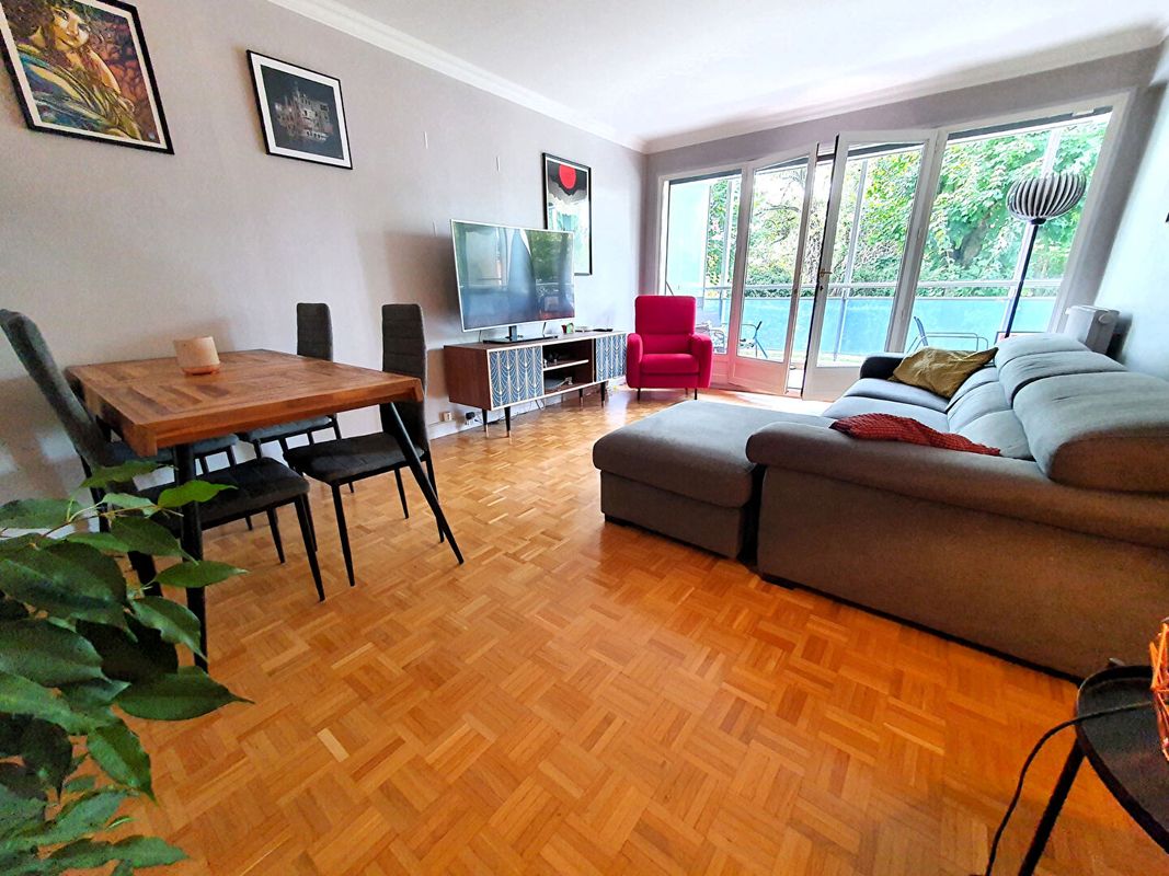 Apartamento T3 em L'Hay-les-Roses, France N.º 164576