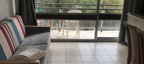 1 bedroom Apartment in Saint-Laurent-du-Var, France No. 302509 2