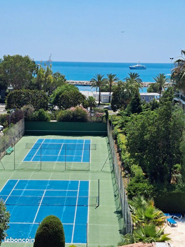 1 bedroom Apartment in Saint-Laurent-du-Var, France No. 302509