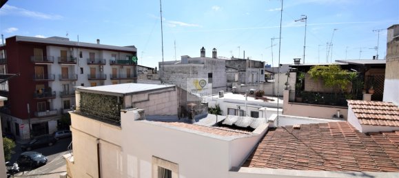 3 rooms House in Conversano, Italy No. 14906 86