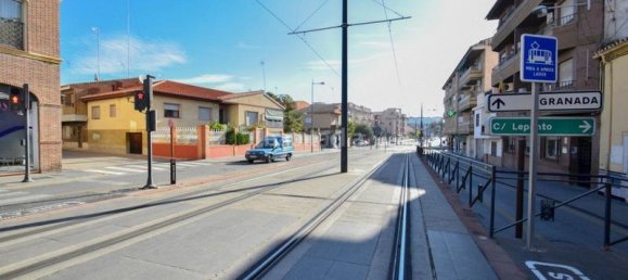 Imóvel comercial em Maracena, Spain 165 m² N.º 180725 3