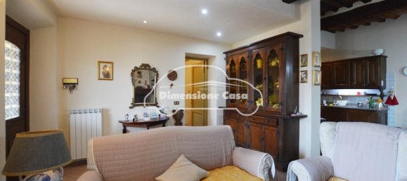 Apartamento de 6 habitaciónes en Lucca, Italy No. 34948 7