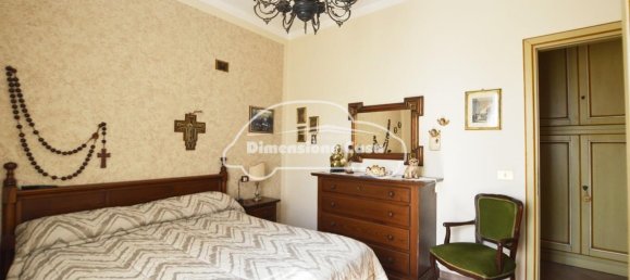 Apartamento de 6 habitaciónes en Lucca, Italy No. 34948 14