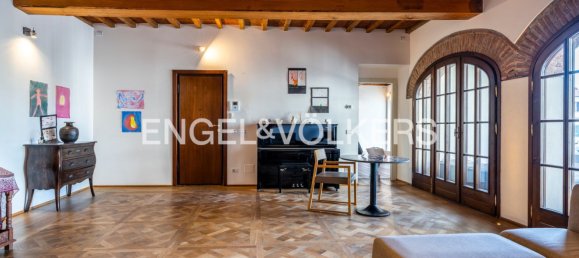 6 rooms Apartment in Campi Bisenzio, Italy No. 292884 8