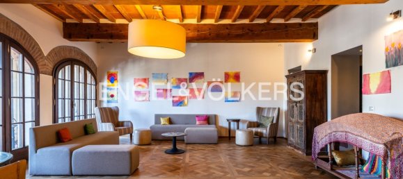 6 rooms Apartment in Campi Bisenzio, Italy No. 292884 3